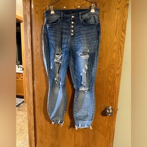 Judy Blue Distressed Button-Fly Blue Jeans